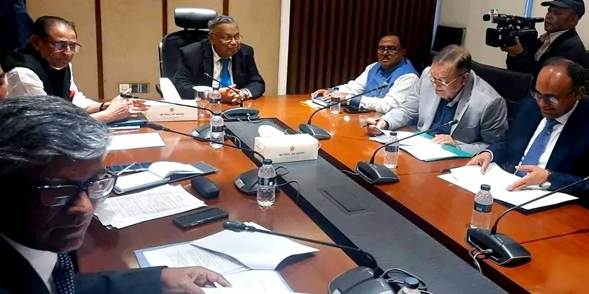 সিন্ডিকেটে জড়িতদের খোঁজা হচ্ছে, কাউকে ছাড় নয় : অর্থমন্ত্রী